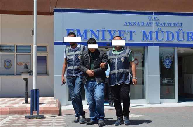 Bıçaklı Saldırganı Polis Kısa Sürede Yakaladı.