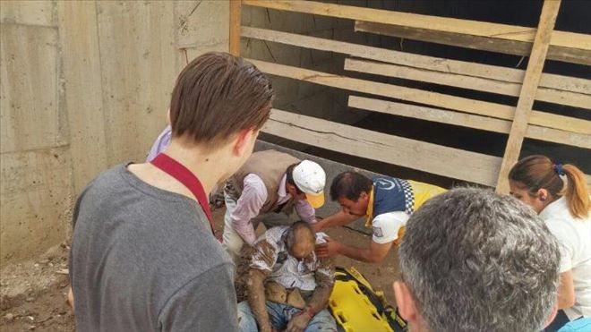 İnşaattan Düşen Afgan İşçi Hayatını Kaybetti