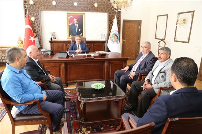 MHP Yöneticileri Vali Aykut Pekmez´i ziyaret etti.