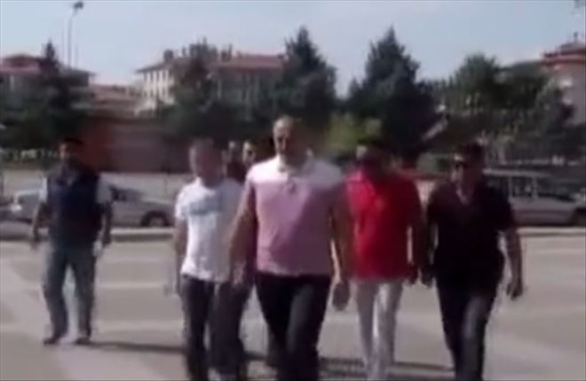 Adliyeye sevk edilen 8 hakim ve savcıdan 7´si tutuklandı