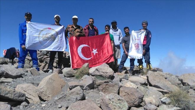 Şehitler İçin Hasandağına Tırmanış Yaptılar