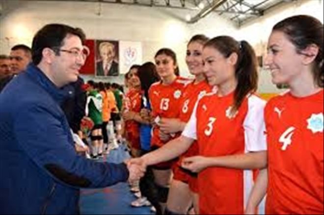 Aksaray Belediyespor, Kastamonu Artsam Koleji´ni 29-19 mağlup etti.