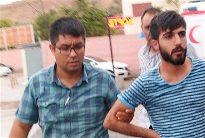 Polisi bacağından ısıran adam 