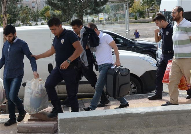 Polis, FETÖ cü sanılan 5 şüpheliyi gözaltına aldı