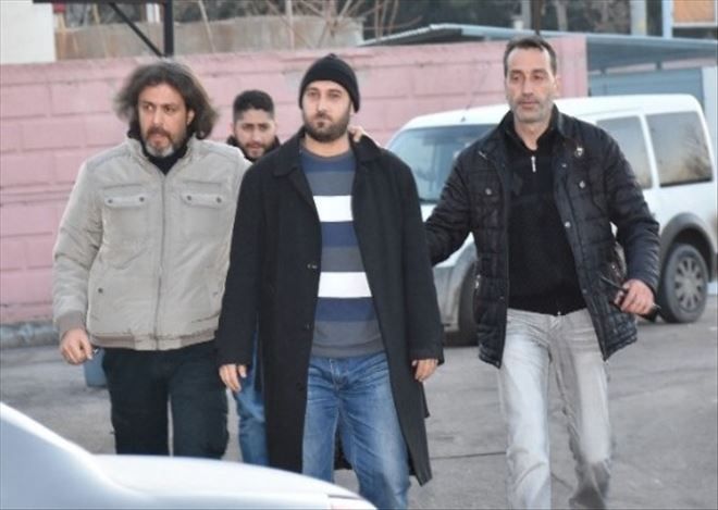 Bylock kullanan  14 Emniyet görevlisi göz altına alındı
