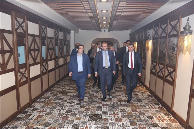 Mahir Ünal Aksaray´da Mola Verdi