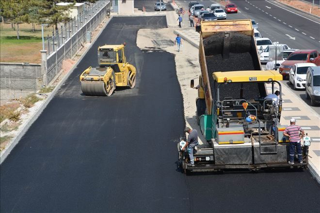 650 Bin Ton Malzeme İle 368 Kilometre Sıcak Asfalt Atıldı