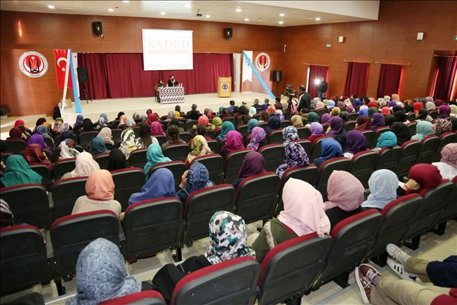 Saded´ten ?Yürüyeceksin, Millet Yürüyecek Arkandan? Konulu Konferans