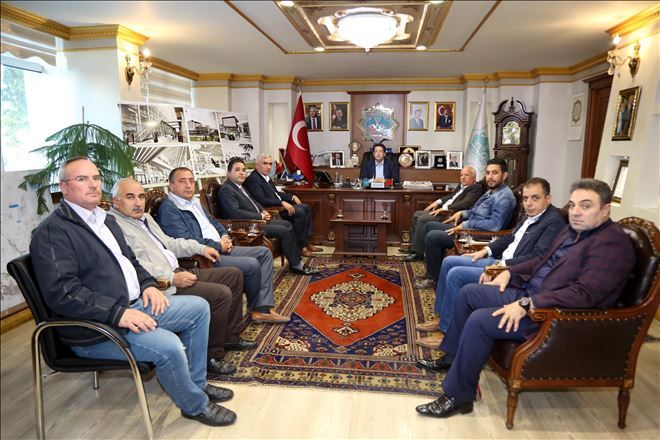 MHP den belediye Başkanına nezaket ziyareti 