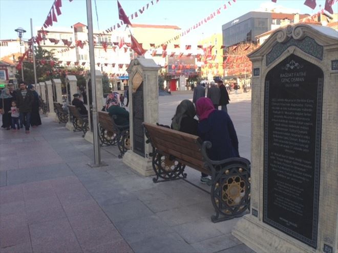 15 Temmuz Milli İrade Meydanı Aksaray´ın Değerli Şahsiyetleriyle İlgi Odağı Oldu