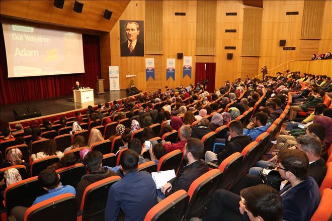 Gül Yetiştiren Adam Konferansına İlgi Yüksekti