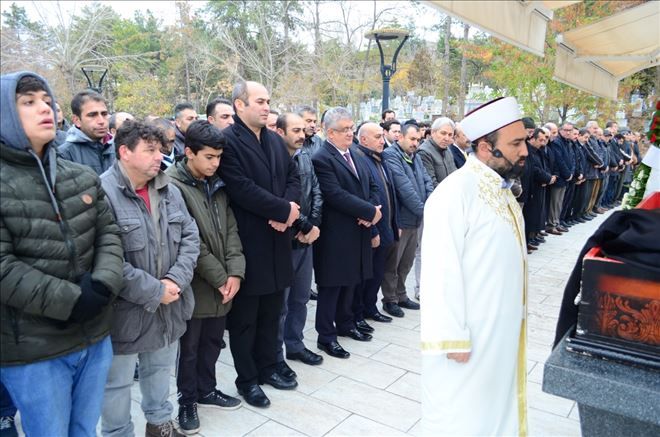 Adem Koçak´ın Babası Toprağa Verildi