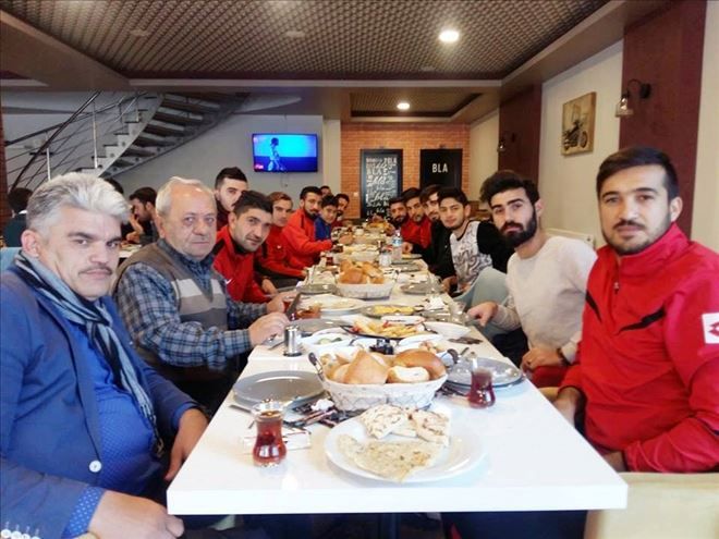Kahvaltıda Bir Araya Geldiler