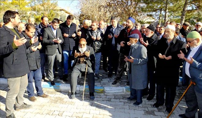 SULTANHANI İLÇESİNDE CUMA NAMAZI SONRASI KUDÜS İÇİN BASIN AÇIKLAMASI YAPILDI