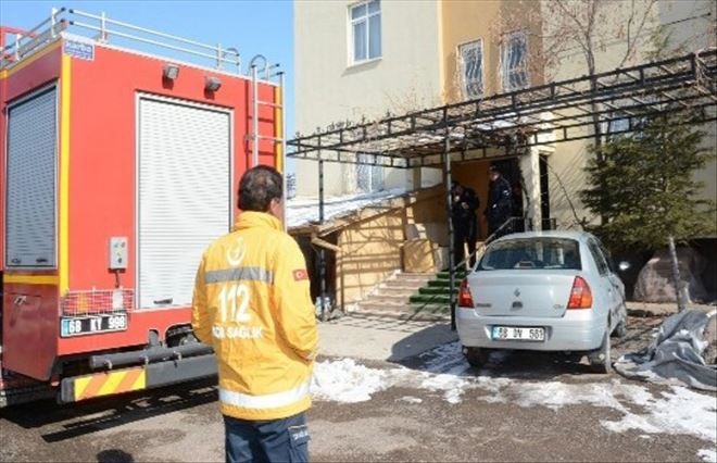 Patlayan kalorifer borusu paniğe neden oldu