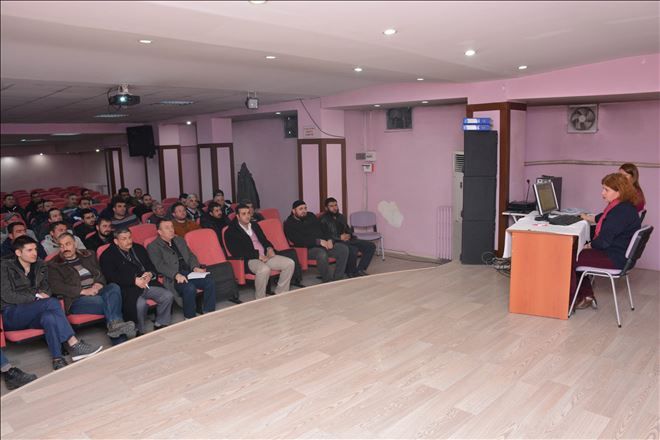Ev ve Süs Hayvanları Satışı Yapan İş Yeri Sahiplerine Eğitim Semineri