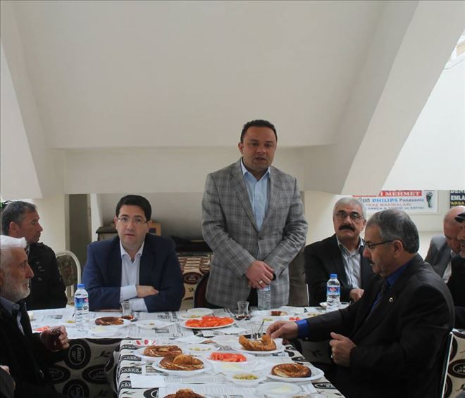 İl Başkanı Karatay Ve Belediye Başkanı Yazgı Esnaflarla Bir Araya Geldi