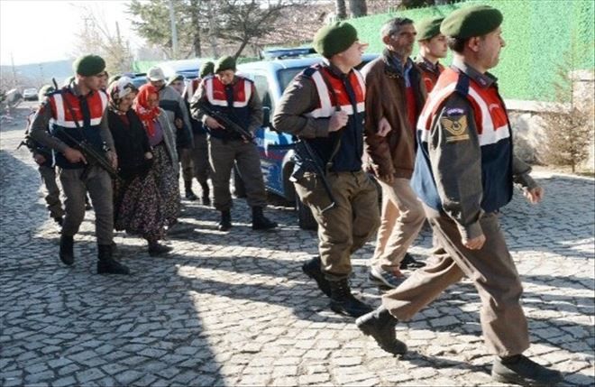 6 Define Avcısı Kazı Yaparken Yakalandı