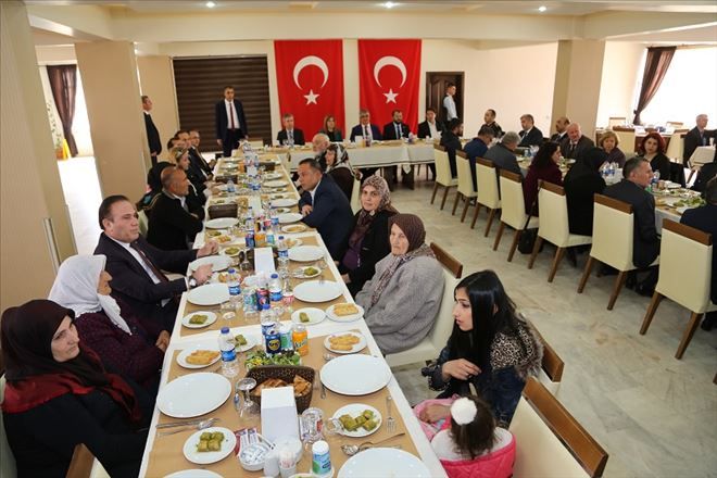 Şehit Aileleri ve yakınları ile gaziler onuruna yemek programı düzenlendi