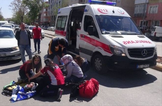 Otomobil Yayaya :Çarptı;1 Kişi Yaralandı