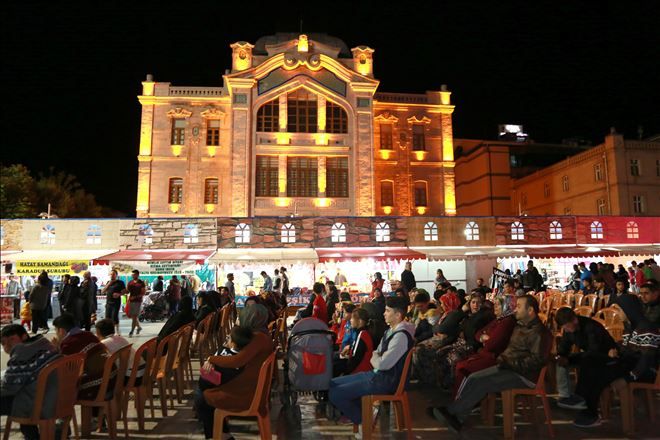 Aksaray Belediyesinin Ramazan Sokağı Hizmete Girdi  