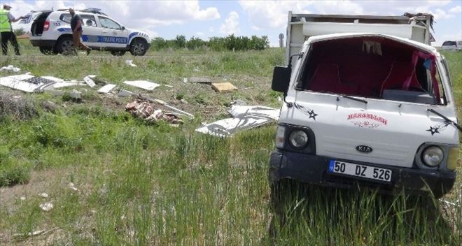 Aksaray´da 2 kamyonet çarpıştı: 7 yaralı