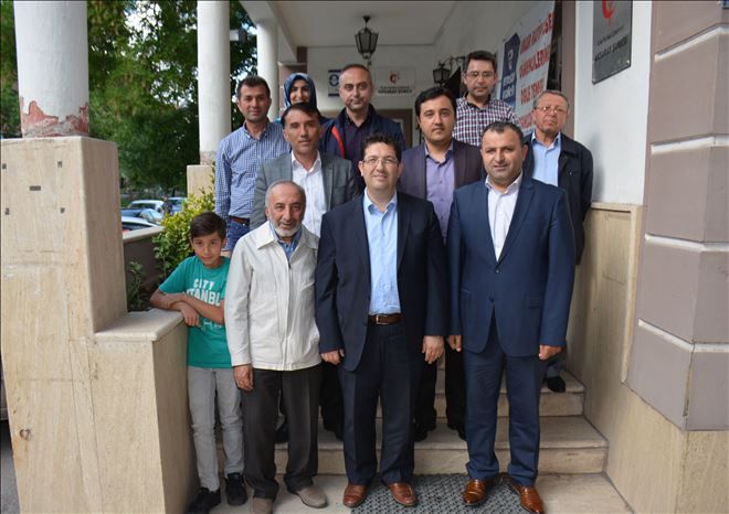 BAŞKAN´DAN ENSAR VAKFINA İADEYİ ZİYARET