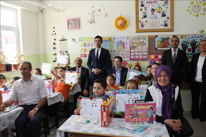 Aksaray´da 81 Bin 319 Öğrenciye Karneleri Dağıtıldı 