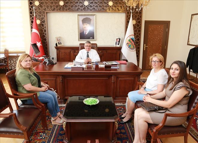 TOBB Aksaray Kadın Girişimciler Kurulu üyelerinden Vali Pekmez´e ziyaret