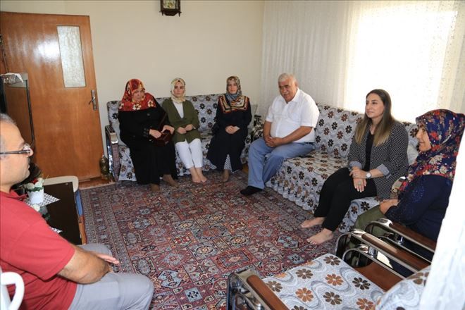 Yeşim Pekmez´den Şehit Ailesi ve Evde Bakım Hizmeti Alan Ailelere ziyaret 