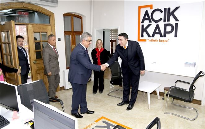 Bu Kapı Milletin Kapısı 