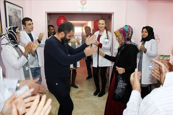 Üniversite öğrencilerinden Psikiyatri Hastalarına Moral Eğlencesi