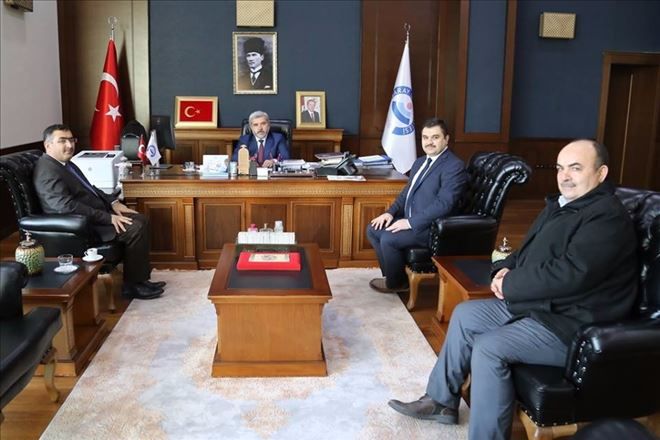 Lale Koleji Yöneticileri Rektör Şahin´i Ziyaret Etti