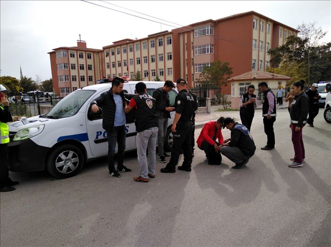 Aksaray Emniyeti Okul-Giriş ve Çıkışlarını  Drone İle Sıkı Takip Altına Aldı.
