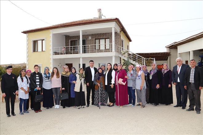 Yeşim Pekmez´den Baymış köyüne ziyaret