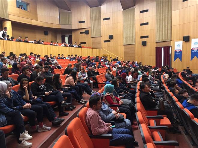 Sahnede Madde Bağımlılığına Karşı Uyardılar 