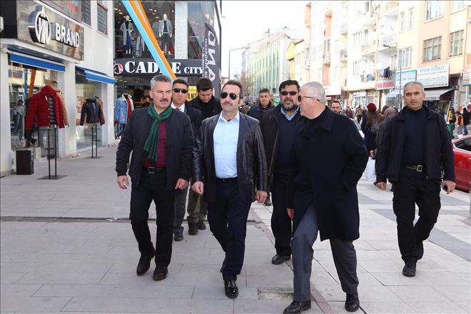 Vali Ali Mantı esnaf ziyaretinde bulundu