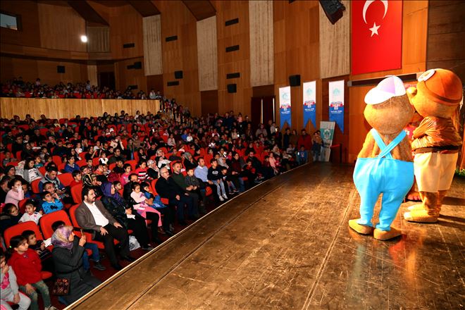 Köstebekgiller Çocuklara Eğlenceli Dakikalar Yaşattı