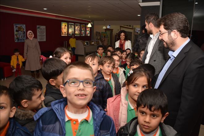 190 Öğrenci ?Coco´ Adlı Çocuk Sinemasını İzledi
