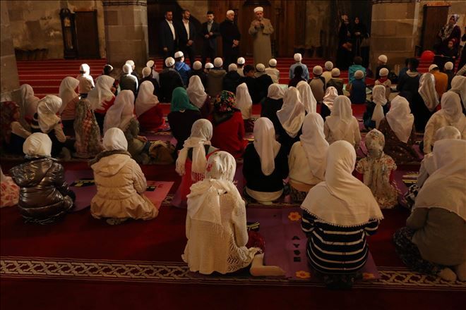 Namazı Seven Çocuklar-aksaray haberleri