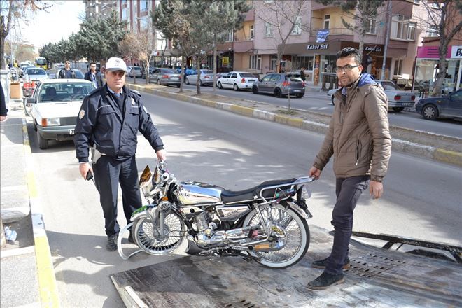 Aksaray´da trafik kazası: 2 kişi yaralandı-aksaray haberleri