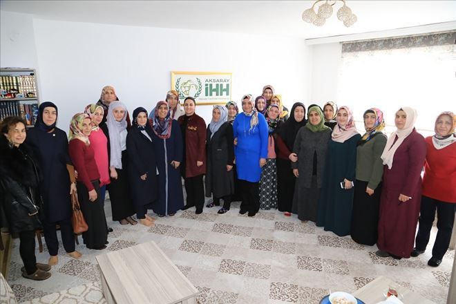 Yeşim Pekmez Kurs Gören Yetim ziyaret etti