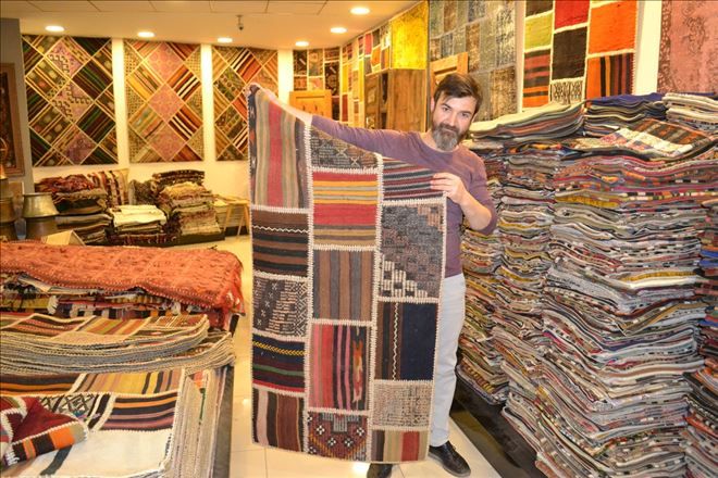 Aksaray´da  Köylerden toplayıp dünyaya satıyor