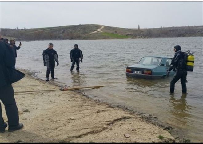 Aksaray Ağaçören´de Otomobil Baraja Gömüldü 