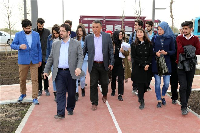 Başkan Yazgı, Üniversite Öğrencileriyle Devam Eden Projeleri Gezdi