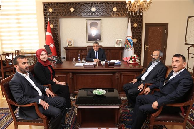 İl Öğrenci Meclisi Başkanından Vali Pekmez´e ziyaret