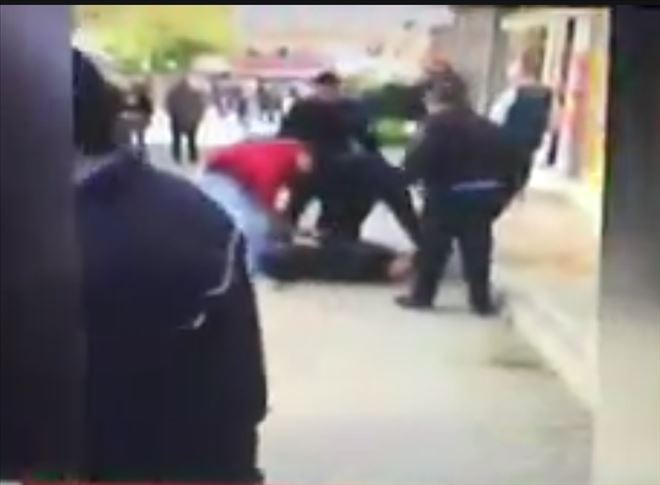 Ortaköy´de Bıçaklı kavgada polisin silahına davrandı