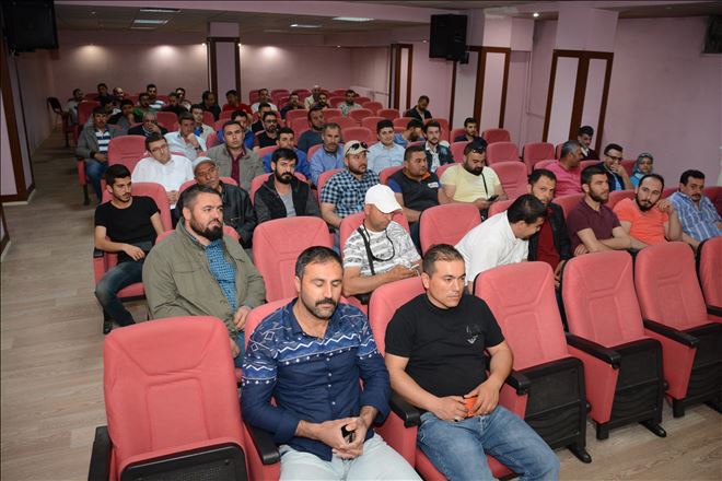 Aksaray Belediyesi´nden Ev ve Süs Hayvanları Satışı Yapan İşyeri Sahiplerine Eğitim Semineri 