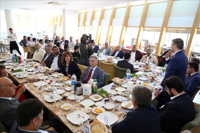 Ak Parti Teşkilatı, STK Temsilcileri İle Buluştu