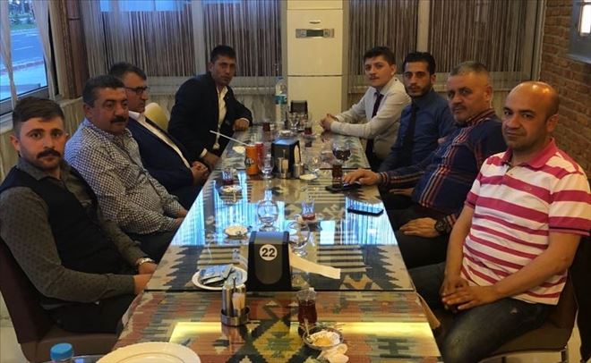 Cihangir Fikri Saatcioğlu Ömer Halis Demir´in Mezarını ziyaret etti